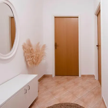 Karla Apartment Sinj